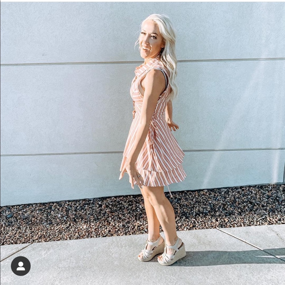 Sleeveless summer dress